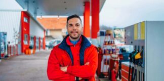 SE SOLICITA EXPENDEDOR DE GASOLINA PARA TURNO DIURNO (HOMBRE Y/O MUJER)