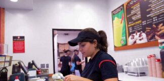 SE SOLICITA PERSONAL DE HELADERÍA PARA PREPARACIÓN DE PRODUCTOS, NO SE REQUIERE EXPERIENCIA