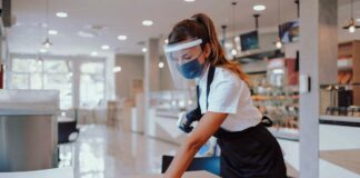 SE SOLICITA PERSONAL PARA DISTINTOS PUESTOS EN SUPERMERCADO, AUXILIARES DE TIENDA, PERSONAL DE LIMPIEZA, ENTRE OTROS