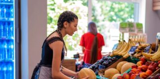 SE REQUIERE REPONEDOR PARA ORDEN Y ASEO DE GÓNDOLAS EN SUPERMERCADO