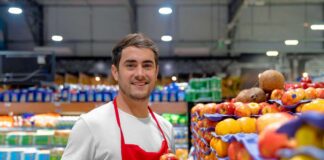 SE SOLICITA AYUDANTE PARA FRUTERÍA CON O SIN EXPERIENCIA (MEDIO TIEMPO)