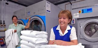 SE REQUIERE OPERARIO DE LAVANDERÍA CON O SIN EXPERIENCIA PARA PLANCHADO Y DOBLADO DE ROPA
