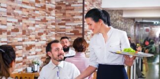 SE SOLICITA CAMARERO PARA ATENCIÓN AL CLIENTE EN RESTAURANTE, NO SE REQUIERE EXPERIENCIA
