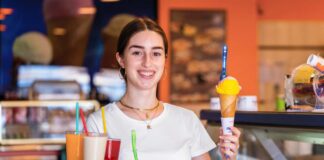 SE REQUIERE PERSONAL DE HELADERÍA PARA ATENCIÓN AL CLIENTE, TURNO VESPERTINO