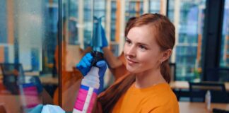 SE REQUIERE MISCELÁNEAS PARA ASEO GENERAL DE DISTINTAS ÁREAS (HOMBRE Y/O MUJER)