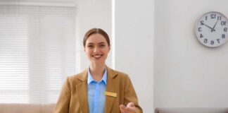 SE SOLICITA RECEPCIONISTA PARA ATENCIÓN AL CLIENTE, JORNADA DE MEDIO TIEMPO
