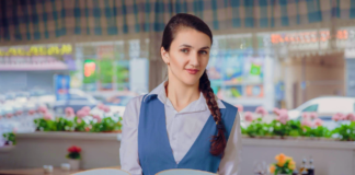 SE REQUIERE SALONERO/A PARA CONTROL DE PEDIDOS Y ATENCIÓN AL CLIENTE, DISPONIBILIDAD INMEDIATA