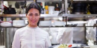 SE SOLICITA AYUDANTE DE CAMARERO CON O SIN EXPERIENCIA (MEDIO TIEMPO)
