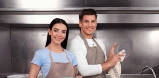 SE SOLICITA PILERO PARA ASEO DE UTENSILIOS EN HELADERÍA (HOMBRE Y/O MUJER)