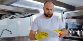 SE SOLICITA LAVAPLATOS PARA ASEO Y ORDEN DE UTENSILIOS DE COCINA, MEDIA JORNADA