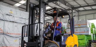 SE SOLICITA MONTACARGUISTA PARA TRASLADO DE MERCADERÍA, LUNES A VIERNES