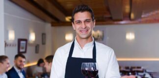 SE REQUIERE CAMARERO PARA ATENCIÓN AL CLIENTE EN MESA Y ORDEN DE LOCAL (CON O SIN EXPERIENCIA)
