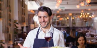 SE REQUIERE MOZO/A PARA TOMA DE PEDIDOS Y ORDEN DE LOCAL (CON O SIN EXPERIENCIA)