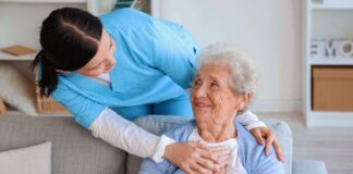 SE REQUIERE CUIDADORA DE ADULTO MAYOR PARA APOYO EN LABORES BÁSICAS, TURNOS DISPONIBLES