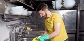 SE REQUIERE LAVAPLATOS PARA ASEO Y ORDEN DE UTENSILIOS EN COCINA (HOMBRE Y/O MUJER)