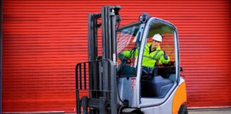 SE SOLICITA MONTACARGUISTA PARA CARGA, DESCARGA Y TRANSPORTE DE MERCADERÍA, JORNADA COMPLETA
