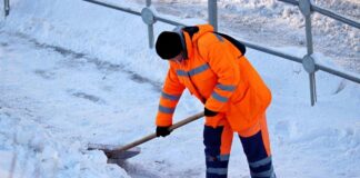SE SOLICITA TRABAJADORES DE REMOCIÓN DE NIEVE, NO SE REQUIERE EXPERIENCIA