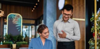 SE SOLICITA AYUDANTE DE CAMARERO PARA RESTAURANTE (TURNO ROTATIVO)
