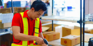 SE REQUIERE EMPACADOR PARA PREPARACIÓN DE PRODUCTOS EN CAJAS (HOMBRE Y/O MUJER)