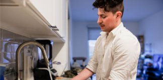 SE REQUIERE LAVAPLATOS HOMBRE Y/O MUJER PARA CLASIFICACIÓN Y ASEO DE UTENSILIOS