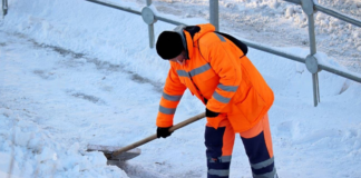 SE SOLICITA REMOVEDOR DE NIEVE PARA JORNADA DE TIEMPO PARCIAL
