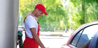 SE SOLICITA DEPENDIENTE/A DE GASOLINERA PARA ATENCIÓN AL CLIENTE, LUNES A VIERNES