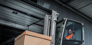 SE REQUIERE MONTACARGUISTA PARA CARGA Y ALMACENAMIENTO DE MATERIALES