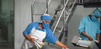 SE SOLICITA OPERARIO DE PRODUCCIÓN PARA LABORES DE EMPAQUE, TURNOS ROTATIVOS