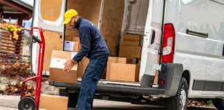 SE SOLICITA AYUDANTE DE CHÓFER PARA CARGA Y DESCARGA DE MERCADERÍA