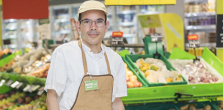 SE SOLICITA REPONEDOR PARA COLOCACIÓN DE ETIQUETAS EN PRODUCTOS