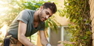 SE REQUIERE JARDINERO DE LUNES A VIERNES PARA JORNADA DE TIEMPO COMPLETO