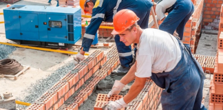 SE REQUIERE PEÓN DE CONSTRUCCIÓN PARA LABORES DE ALBAÑILERÍA (TIEMPO COMPLETO)