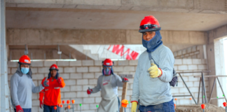 SE SOLICITA OBRERO PARA MONTADO DE ENCOFRADOS DE HORMIGÓN, VERTIDO DE MATERIALES, ENTRE OTRAS LABORES DE CONSTRUCCIÓN
