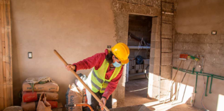 SE SOLICITA PEÓN DE CONSTRUCCIÓN PARA LABORES DE ALBAÑILERÍA