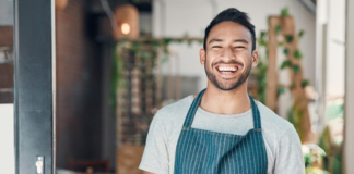 SE REQUIERE CAMAREROS PARA ATENCIÓN AL CLIENTE EN RESTAURANTE