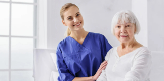 SE REQUIERE CUIDADORA DE ADULTO MAYOR CON DISPONIBILIDAD DE HORARIOS ROTATIVOS