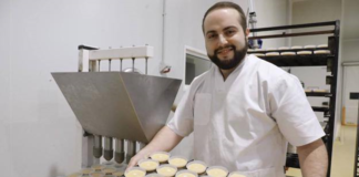 SE REQUIERE TRABAJADOR DE PRODUCCIÓN DE ALIMENTOS (TIEMPO COMPLETO)