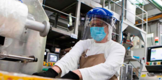 SE REQUIERE OPERARIO/A DE PRODUCCIÓN PARA EMPAQUETADO Y SELLADO DE PRODUCTOS