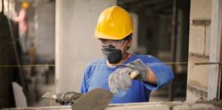 SE SOLICITA AYUDANTE DE ALBAÑILERÍA PARA DIVERSAS LABORES DE CONSTRUCCIÓN