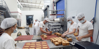 SE SOLICITA AYUDANTE DE PRODUCCIÓN PARA MEZCLA Y ENVASADO DE PRODUCTOS