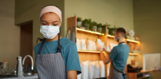SE SOLICITA OPERARIO DE LIMPIEZA PARA ASEO DE GENERAL DE CAFETERÍA