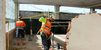 SE SOLICITA OBRERO PARA DEMOLICIÓN DE ESTRUCTURAS (TIEMPO COMPLETO)