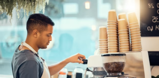 SE REQUIERE CAMAREROS PARA ATENCIÓN AL CLIENTE EN CAFETERÍA (HOMBRE Y/O MUJER)