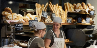 SE SOLICITA DEPENDIENTE DE PANADERÍA PARA AYUDAR EN LABORES GENERALES (MEDIO TIEMPO)