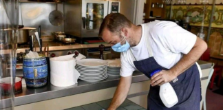 SE REQUIERE PILERO PARA ASEO DE UTENSILIOS EN RESTAURANTE (HORARIOS ROTATIVOS)