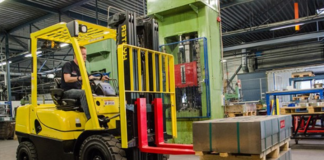 SE SOLICITA MONTACARGUISTA PARA CARGA Y DESCARGA DE MATERIALES EN ALMACÉN