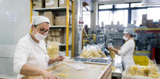 SE SOLICITA OPERARIO DE PRODUCCIÓN HOMBRE Y/O MUJER (HORARIOS ROTATIVOS)