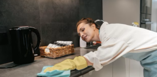 SE SOLICITA PILERO PARA LABORES DE ASEO EN COCINA (HOMBRE Y/O MUJER)
