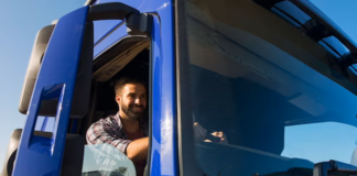 SE SOLICITA CHÓFER DE CAMIÓN CON DISPONIBILIDAD HORARIA (TIEMPO COMPLETO)