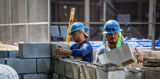 SE REQUIERE TRABAJADOR DE CONSTRUCCIÓN PARA PREPARACIÓN DE TERRENO Y CARGA DE MATERIALES